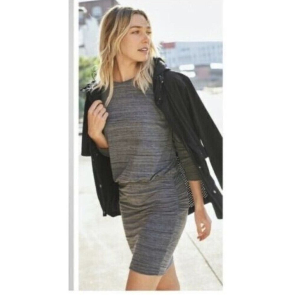 Athleta Avenues Black Charcoal Gray Stripe Knit Dress Women's XXS Longsleeve